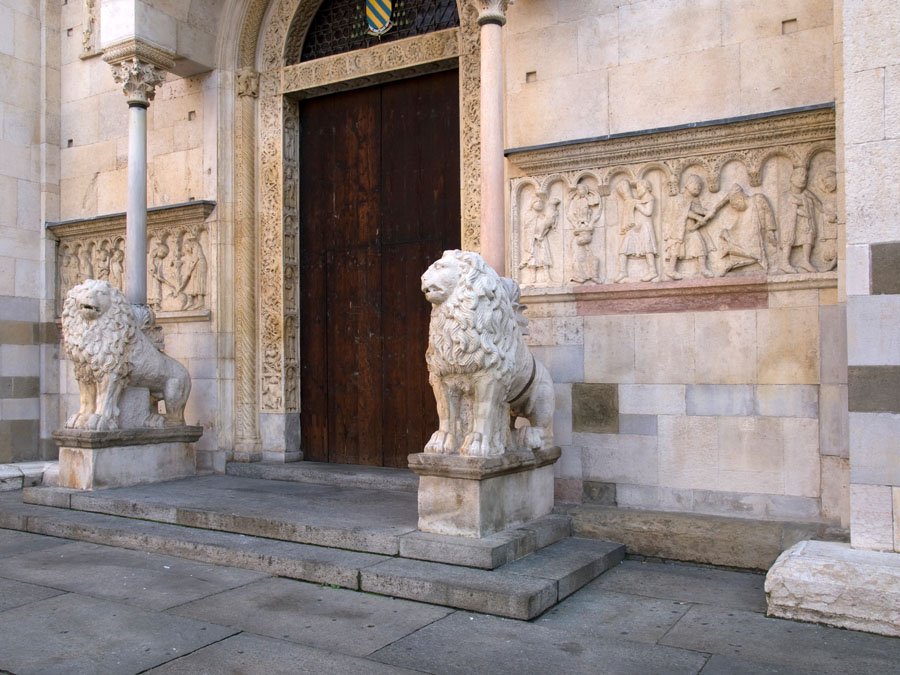 Duomo di Modena Portali con Storie della Genesi © Mario Vianelli