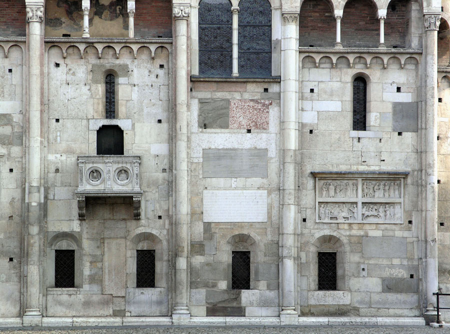 Duomo di Modena Lato affacciato su Piazza Grande © Mario Vianelli