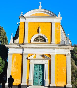 Chiesa di S. Giorgio ©Shutterstock