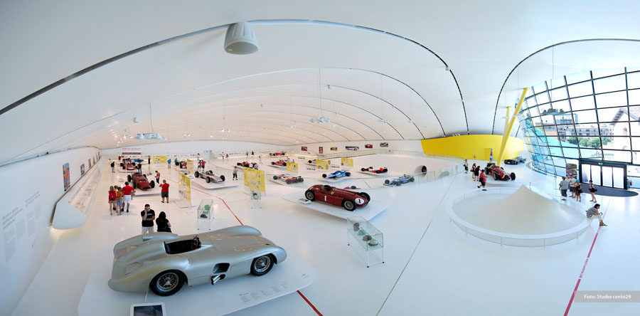 Modena/strong> L'allestimento museale © Fondazione Casa Enzo Ferrari / Studio 129.com,