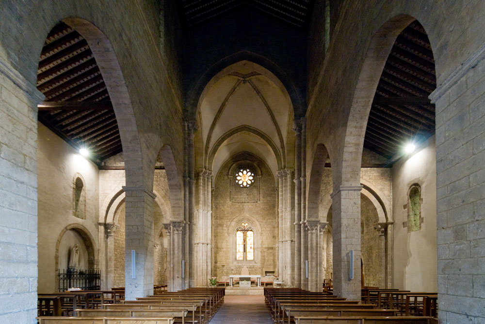 Ferentino Interno di Santa Maria Maggiore ©Natalino Russo