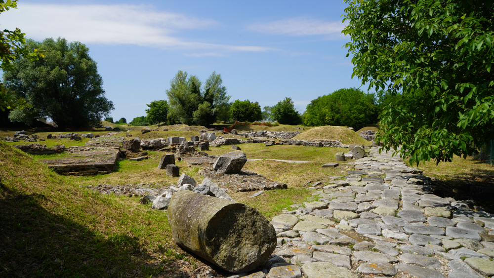 Aquileia, Porto fluviale © A. Rossi, Camaleo S.r.l. (Rm) Su gentile concessione di Soprintendenza Archeologia, Belle Arti e Paesaggio del Friuli Venezia Giulia, So.Co.Ba, Fondazione Aquileia