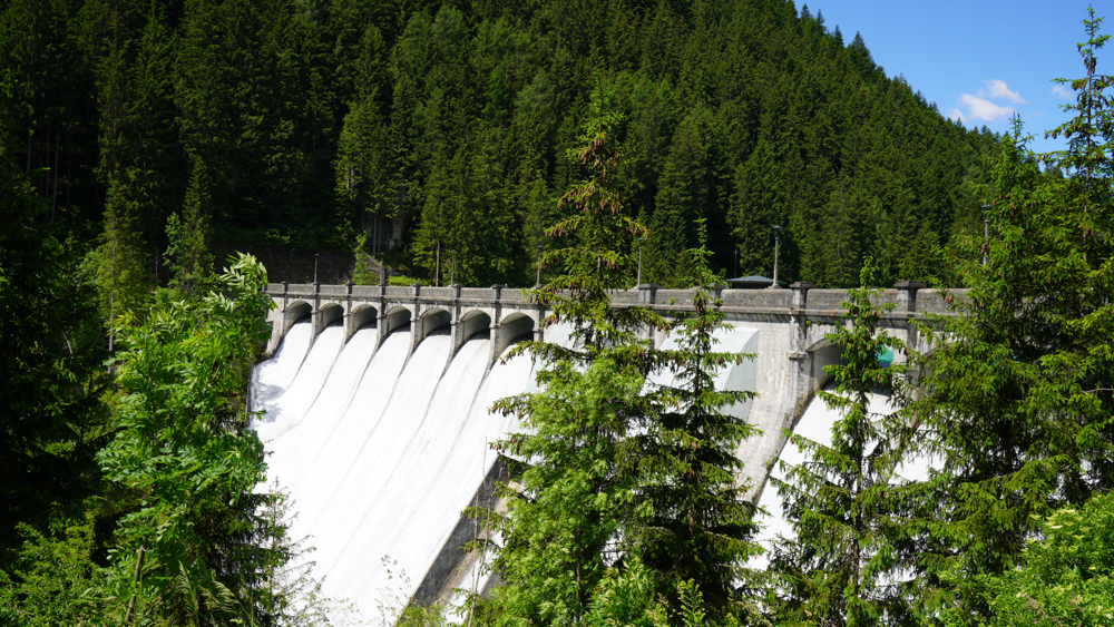 Dolomiti, Auronzo di Cadore: Diga di Santa Caterina © A. Rossi, Camaleo S.r.l. (Rm) In collaborazione con Fondazione Dolomiti UNESCO e Consorzio DMO Dolomiti u2013 Provincia di Belluno