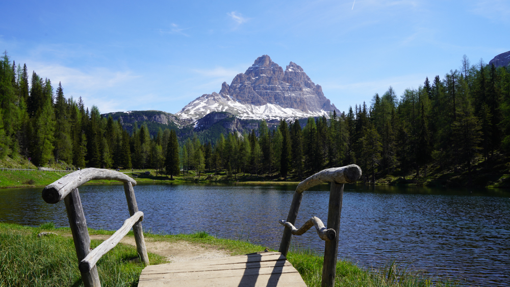 Dolomiti, Lago di Antorno © A. Rossi, Camaleo S.r.l. (Rm) In collaborazione con Fondazione Dolomiti UNESCO e Consorzio DMO Dolomiti u2013 Provincia di Belluno