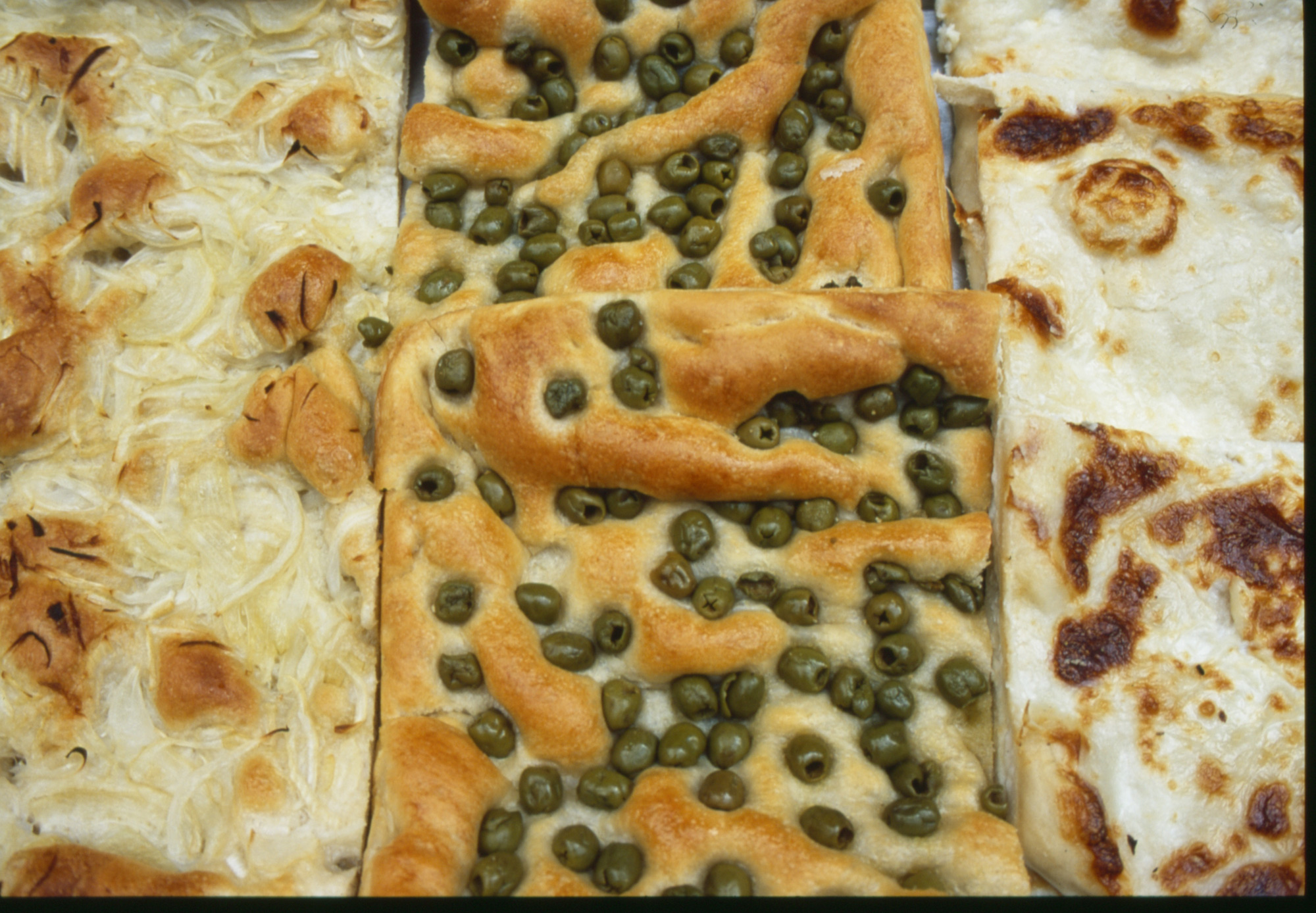 Focacce e farinate, il cibo di strada genovese