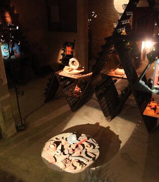 Cantine Bosca © A. Rossi, Camaleo S.r.l (Rm) - si ringraziano: l'Associazione per il Patrimonio dei Paesaggi Vitivinicoli di Langhe Roero e Monferrato e le Cantine Bosca