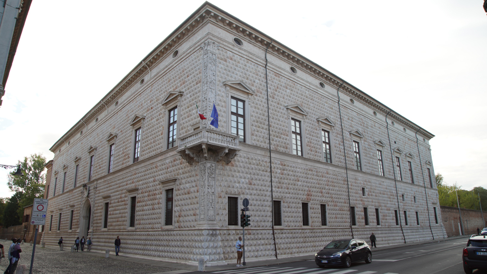 Palazzo dei Diamanti © A.Rossi, Camaleo S.r.l. (Rm) su gentile concessione del Comune di Ferrara
