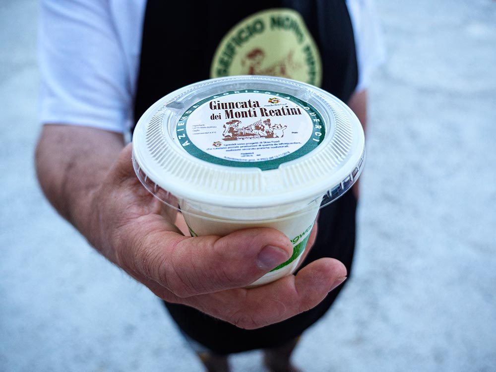 Giuncata dei Monti Reatini © Marco Crupi/Tommaso Ragonese Slow-Sicily.com