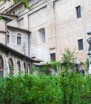 Basilica di Santa Maria degli Angeli, Roseto © A. Rossi, Camaleo S.r.l. (Rm) in collaborazione con il Comune di Assisi u2013 Ufficio Turismo e su gentile concessione della Provincia Serafica di San Francesco dei Frati Minori dellu2019Umbria (Italia)