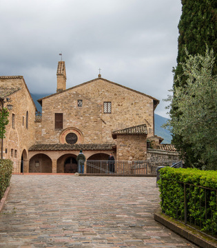 Santuario di San Damiano © A. Rossi, Camaleo S.r.l. (Rm) in collaborazione con il Comune di Assisi u2013 Ufficio Turismo e su gentile concessione della Provincia Serafica di San Francesco dei Frati Minori dellu2019Umbria (Italia)