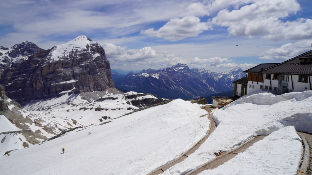 Dolomiti, panorama sopra rifugio Lagazuoi © A. Rossi, Camaleo S.r.l. (Rm) In collaborazione con Fondazione Dolomiti UNESCO e Consorzio DMO Dolomiti u2013 Provincia di Belluno