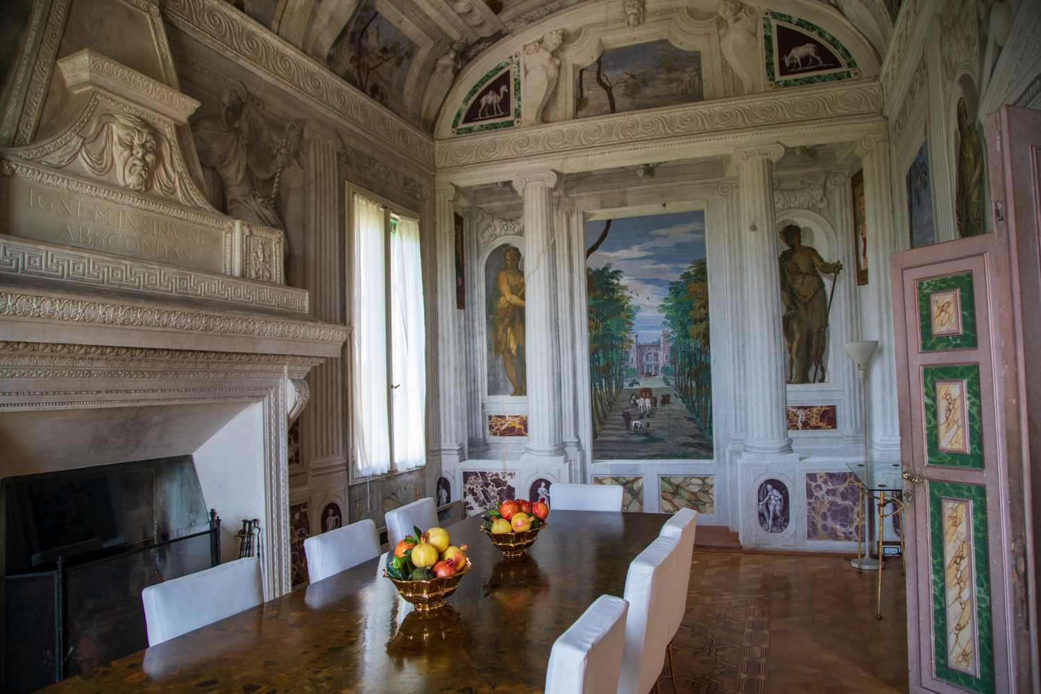 Villa Barbaro (Villa di Maser) © A. Rossi, Camaleo S.r.l. (Rm) su gentile concessione della Villa di Maser- Patrimonio dell'Umanità UNESCO