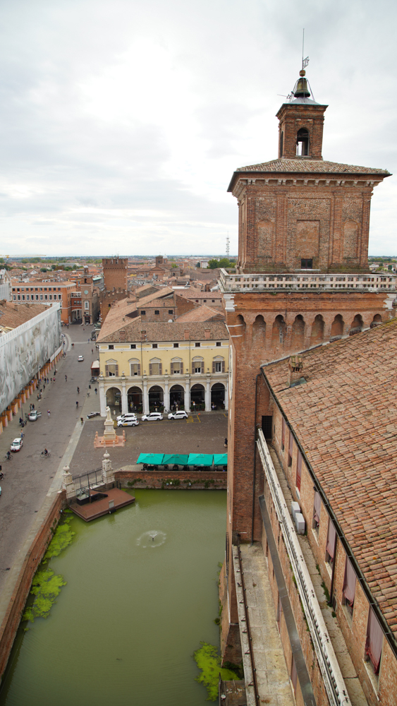 Castello Estense © A.Rossi, Camaleo S.r.l. (Rm) su gentile concessione del Comune di Ferrara