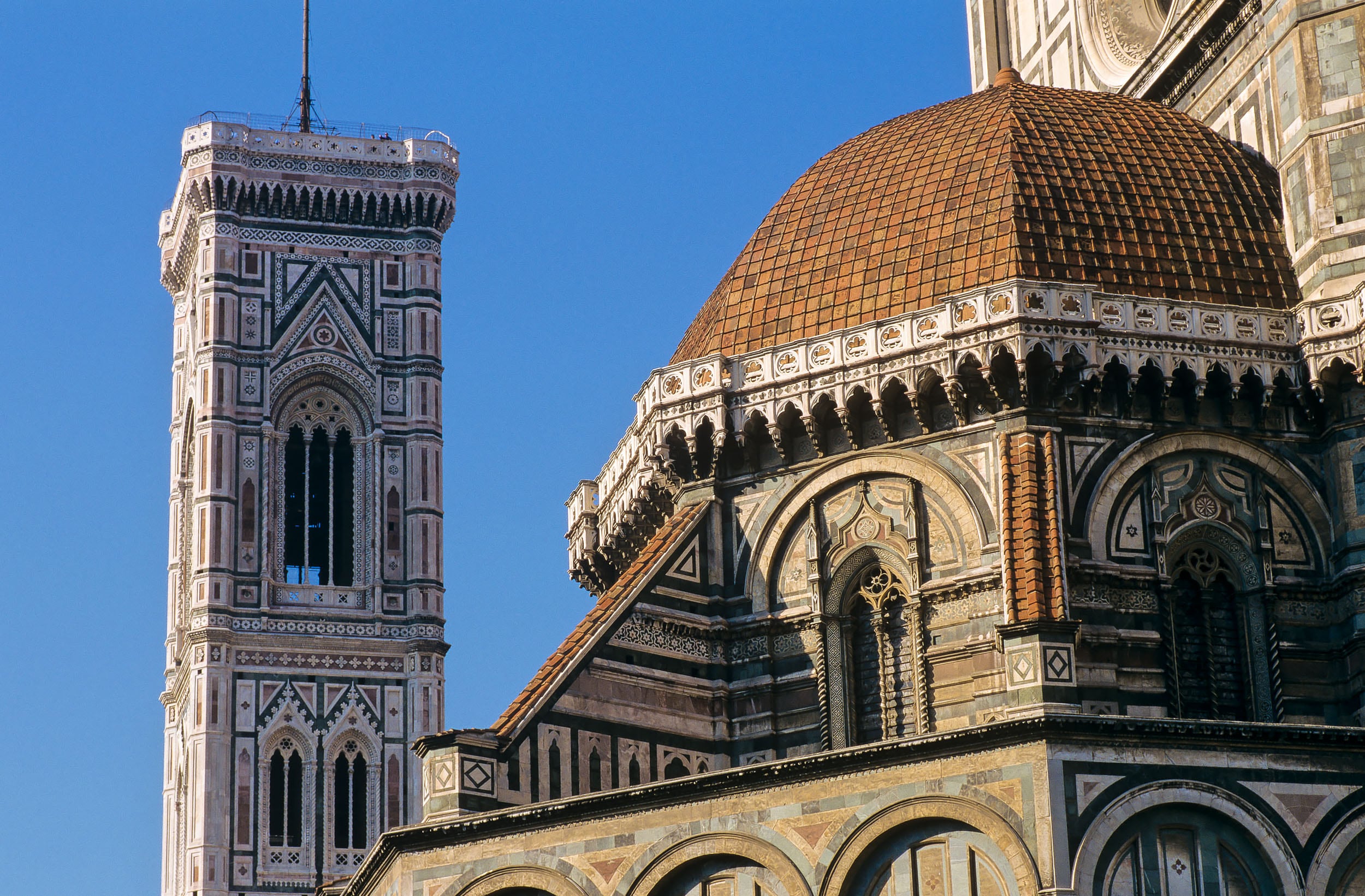 Campanile di Giotto, Cattedrale di S. Maria del Fiore © A. Cambone, R. Isotti - Homo Ambiens / Touring Club Italiano