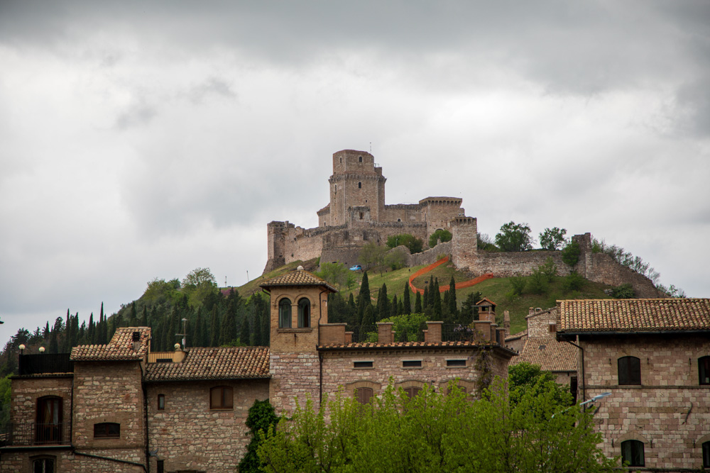 Le mura della città di Assisi © A. Rossi, Camaleo S.r.l. (Rm) in collaborazione con il Comune di Assisi u2013 Ufficio Turismo e su gentile concessione della Provincia Serafica di San Francesco dei Frati Minori dellu2019Umbria (Italia)