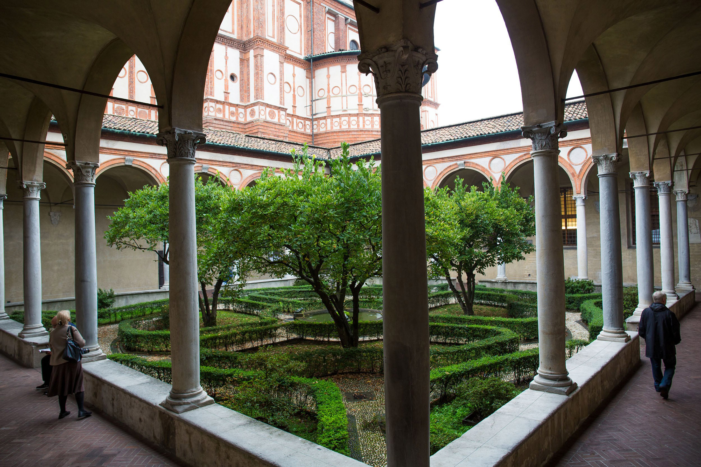 Chiostro, Chiesa Santa Maria delle Grazie © A. Rossi, Camaleo S.r.l (Roma)