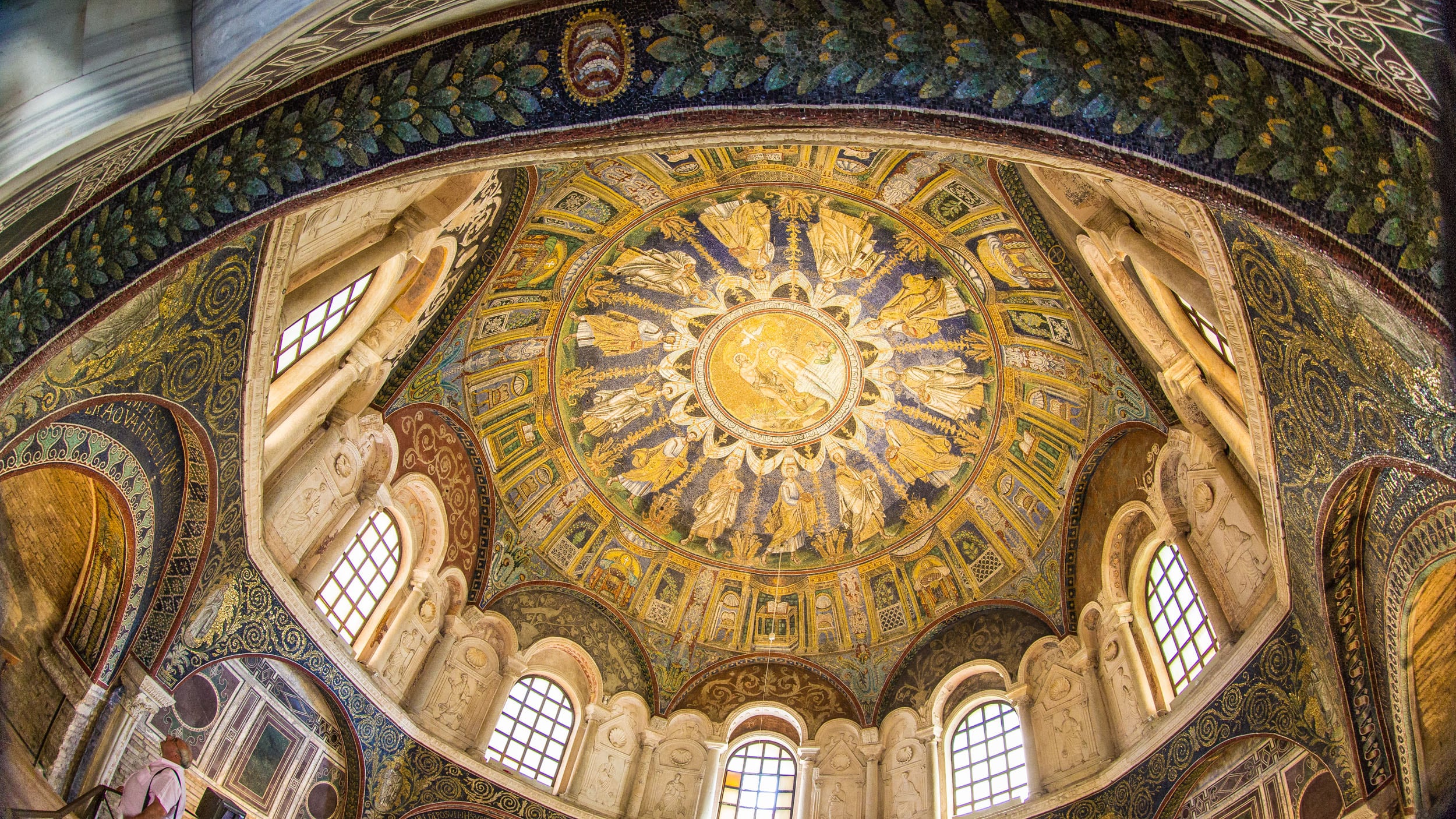 Volta del Battistero Neoniano © A.Cambone, R.Isotti - Homo ambiens/Touring Club Italiano