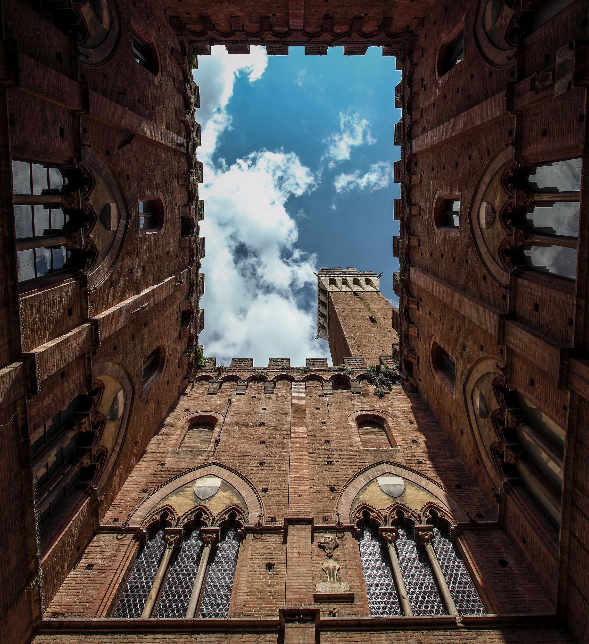 La Torre del Mangia © A.Cambone, R.Isotti u2013 Homo ambiens/Touring Club Italiano