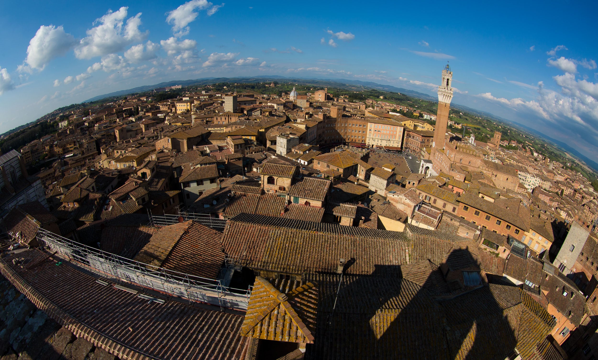 Veduta dall'alto di Siena © A.Cambone, R.Isotti u2013 Homo ambiens/Touring Club Italiano