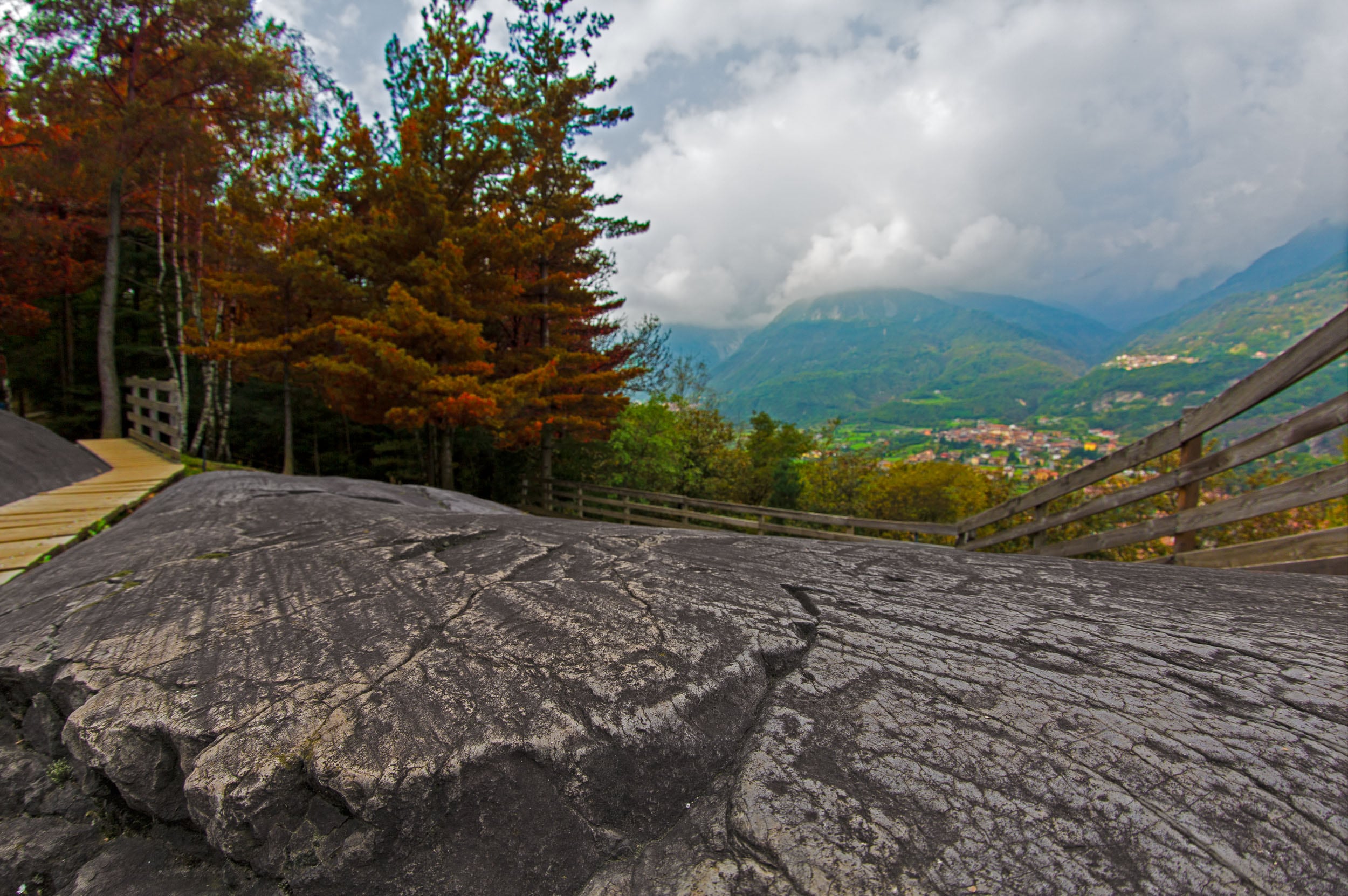 Valcamonica Roccia 50 del Parco Nazionale di Naquane © A. Cambone, R. Isotti - Homo Ambiens / Touring Club Italiano