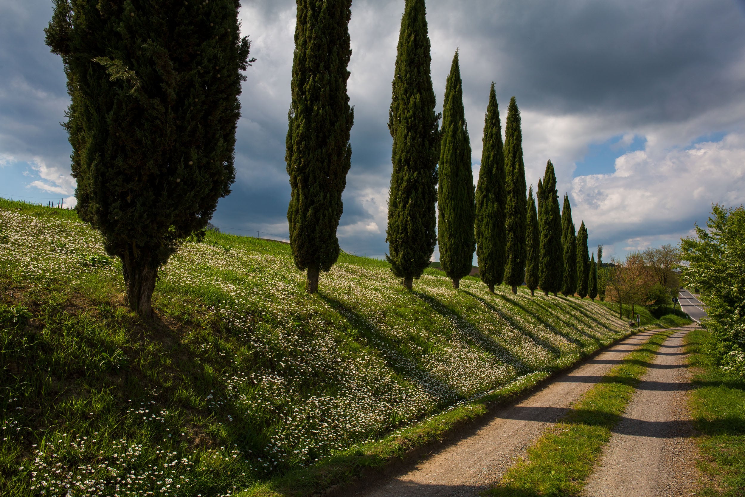 Panorama della Valle © A. Cambone, R. Isotti - Homo Ambiens / Touring Club Italiano