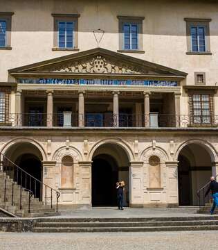 Villa di Poggio a Caiano © A.Cambone, R.Isotti u2013 Homo ambiens/Touring Club Italiano