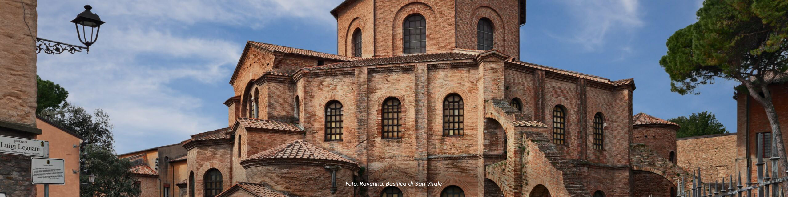 Copertina dell'itinerario Santarcangelo. Grotte misteriose. 